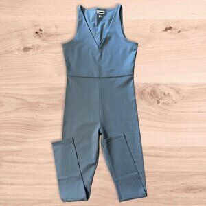 NWOT Aritzia Blue Jumpsuit – Sleek, Chic & Effortless 💙✨